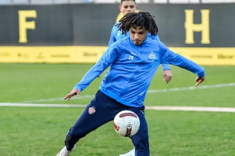 مصدر في الأهلي ليلا كورة: طلبات سيراميكا تعطل صفقة مروان عثمان 